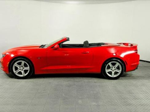 Used 2020 Chevrolet Camaro LT image 3