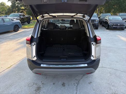 Used 2021 Nissan Rogue SL FWD image 33