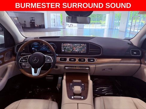 Used 2021 Mercedes-Benz GLS 580 4MATIC image 11