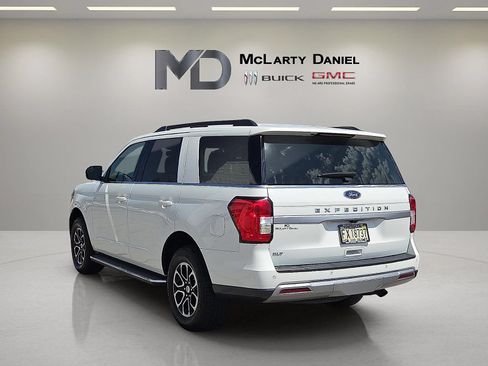 Used 2022 Ford Expedition XLT AWD/4WD image 12