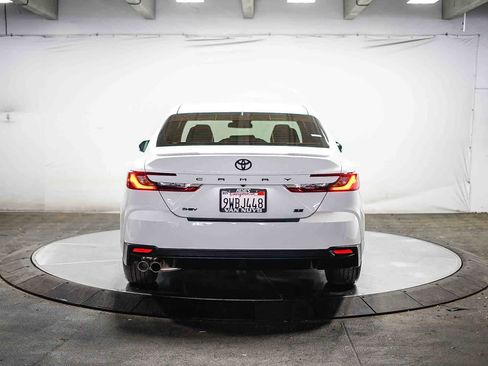 Used 2026 Toyota Camry SE FWD image 3