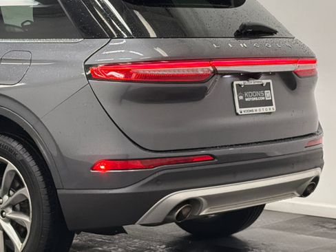 Used 2022 Lincoln Corsair AWD w/ Premium Package image 7