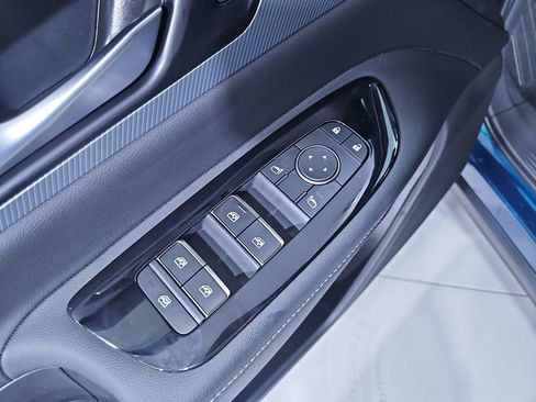 New 2025 Nissan Murano SL image 11