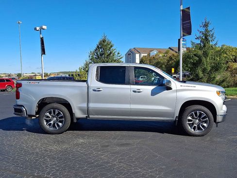 Used 2022 Chevrolet Silverado 1500 LT image 8