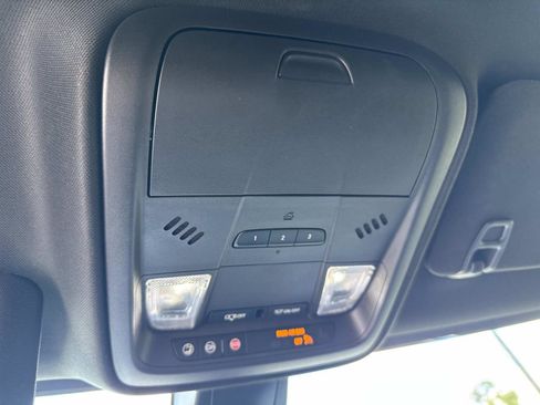 Certified 2023 Cadillac XT5 Luxury image 31