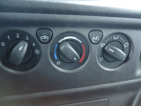 Used 2019 Ford Transit 250 148 Medium Roof w/ Interior Upgrade Package image 18