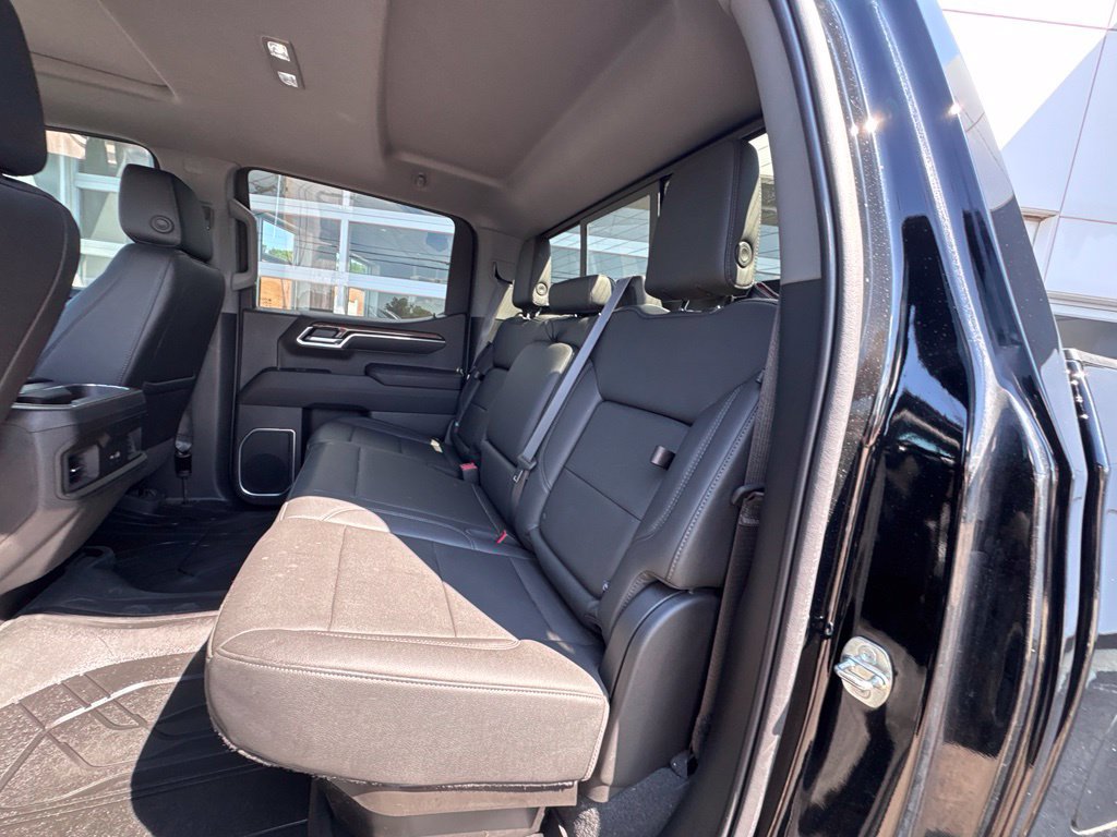 Used 2022 Chevrolet Silverado 1500 RST w/ Convenience Package II AWD/4WD image 23