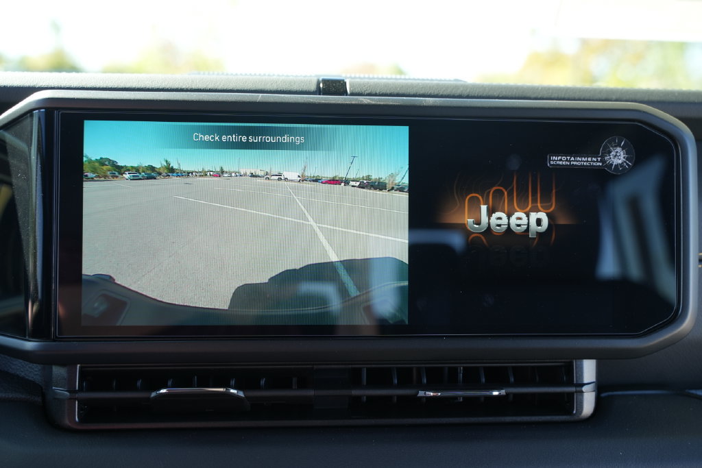 New 2026 Jeep Gladiator Sport AWD/4WD image 25