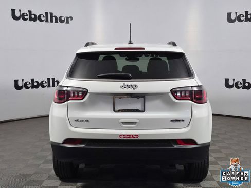 Used 2024 Jeep Compass Latitude AWD/4WD image 6