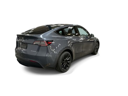 Certified 2023 Tesla Model Y Long Range AWD/4WD image 6