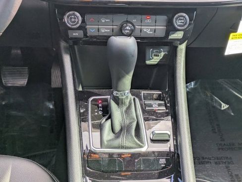 New 2026 Jeep Compass Latitude image 17