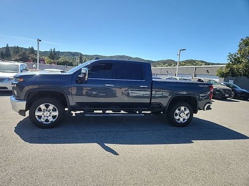 Used 2020 Chevrolet Silverado 2500 LTZ w/ LTZ Premium Package image 2