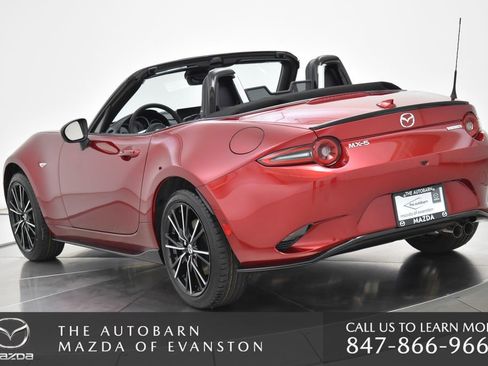 New 2025 MAZDA MX-5 Miata Grand Touring w/ Appearance Package image 17