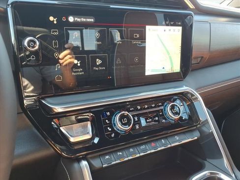 Used 2023 GMC Sierra 1500 SLT w/ SLT Premium Plus Package image 22