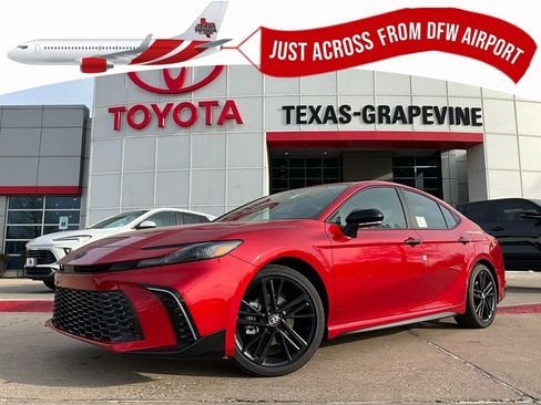 New 2026 Toyota Camry Hybrid image 1