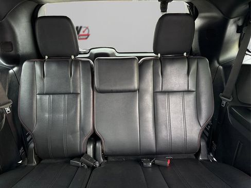 Used 2018 Dodge Grand Caravan GT image 33