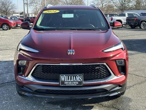 Used 2024 Buick Encore GX Sport Touring w/ Comfort Package image 2