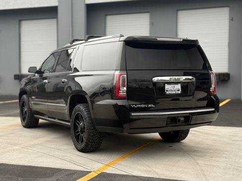 Used 2016 GMC Yukon XL Denali w/ Open Road Package image 5