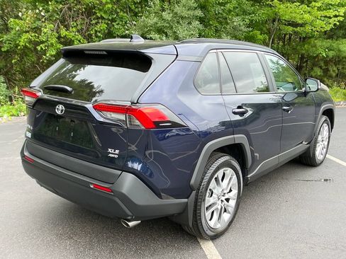 Used 2025 Toyota RAV4 XLE Premium w/ Weather Package AWD/4WD image 5