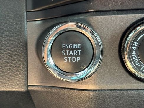 Used 2022 Toyota Tacoma TRD Sport w/ TRD Premium Sport Package AWD/4WD image 27