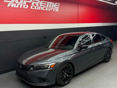 Used 2022 Honda Civic Sport image 1