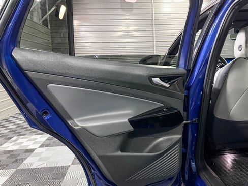 Used 2021 Volkswagen ID.4 Pro S image 31