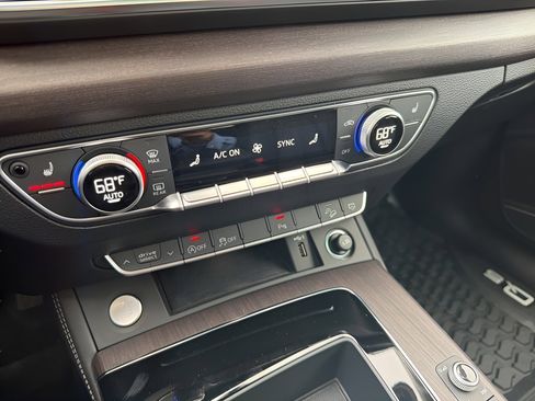 Used 2023 Audi Q5 2.0T Premium Plus image 15