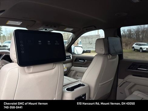 New 2026 GMC Yukon Denali w/ Advanced Technology Package image 30