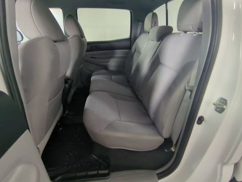 Used 2013 Toyota Tacoma 4x4 Double Cab image 12