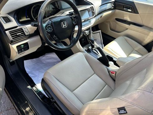 Used 2015 Honda Accord Touring image 48