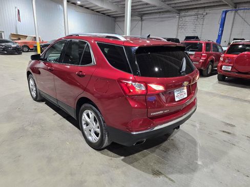 Used 2018 Chevrolet Equinox LT w/ Sun & Infotainment Package image 9
