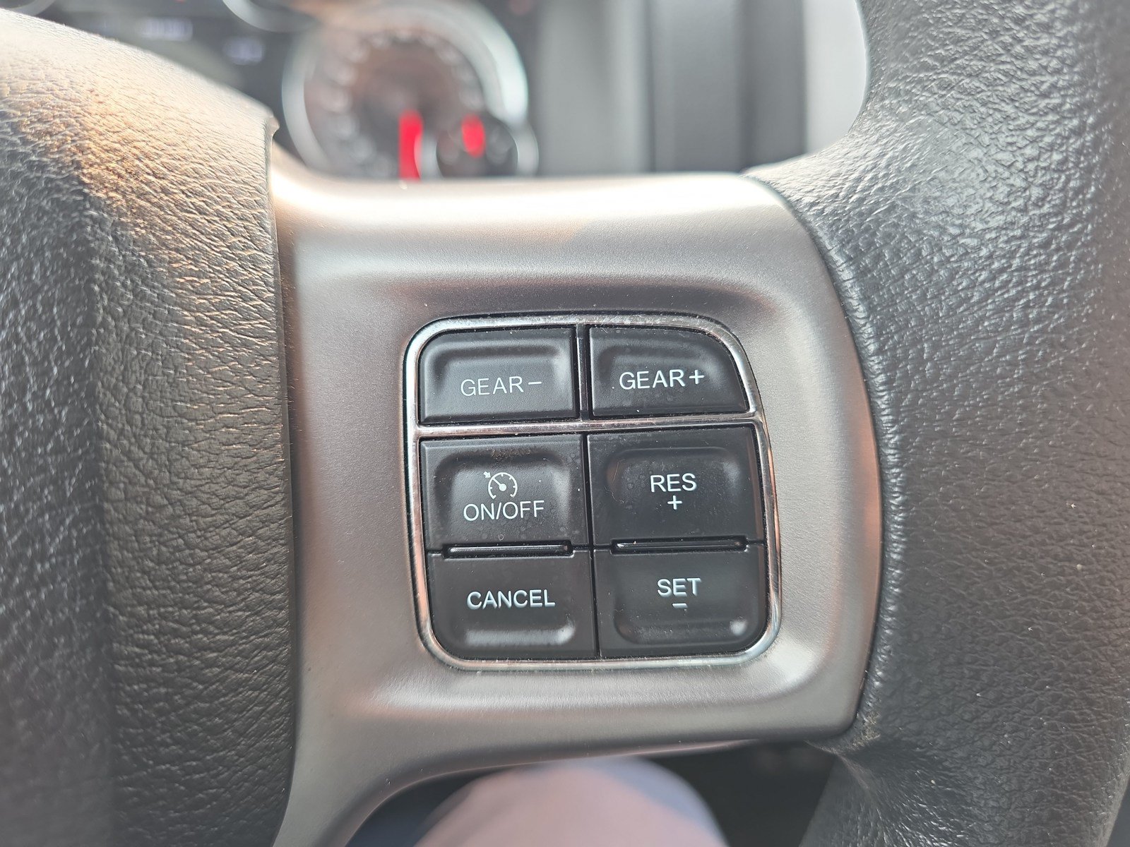 Used 2022 RAM 1500 Classic SLT w/ Electronics Group AWD/4WD image 23