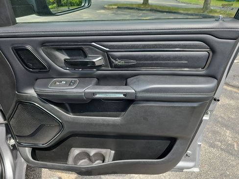 Used 2022 RAM 1500 Limited AWD/4WD image 14