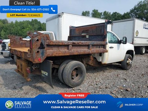 Used 2013 GMC Sierra 3500 W/T w/ Snow Plow Prep Package image 4