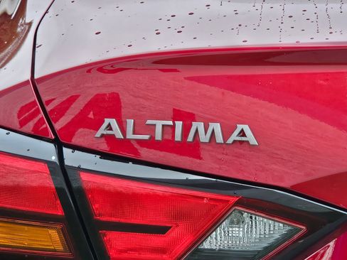 Used 2023 Nissan Altima 2.5 SL FWD image 30