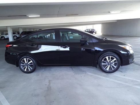 New 2025 Nissan Versa SV w/ Trunk Package image 4