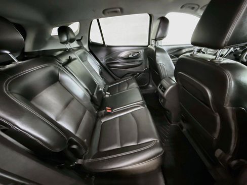 Used 2023 GMC Terrain SLT AWD/4WD image 27