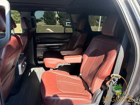 Used 2022 Ford Expedition Limited AWD/4WD image 18