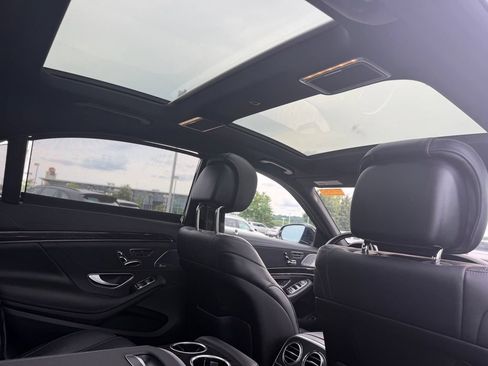 Used 2017 Mercedes-Benz S 550 4MATIC Sedan image 25