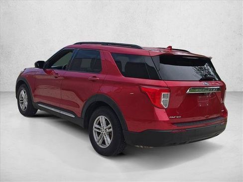 Used 2020 Ford Explorer XLT RWD image 7