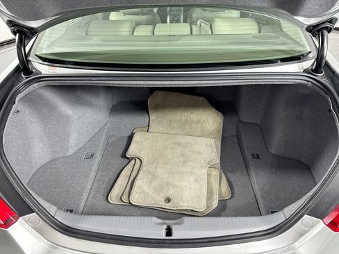 Used 2010 Acura RL AWD/4WD image 33