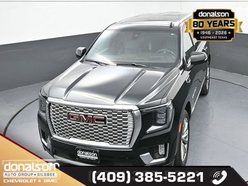 Used 2021 GMC Yukon Denali w/ Denali Premium Package image 21
