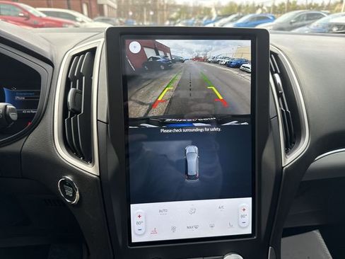 Used 2022 Ford Edge SEL image 24