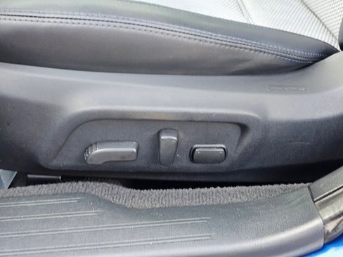 Used 2017 Subaru Legacy 2.5i Sport image 30