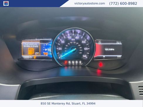 Used 2018 Ford Explorer XLT w/ Equipment Group 202A AWD/4WD image 41
