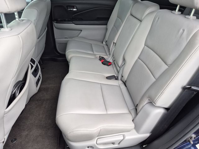Used 2016 Honda Pilot Touring image 18