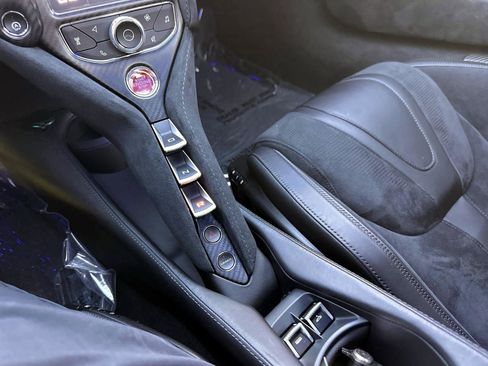 Used 2020 McLaren 720S Performance image 29