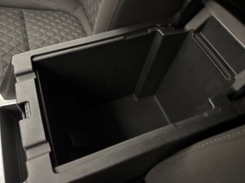 Used 2022 Chevrolet Blazer LT FWD image 29