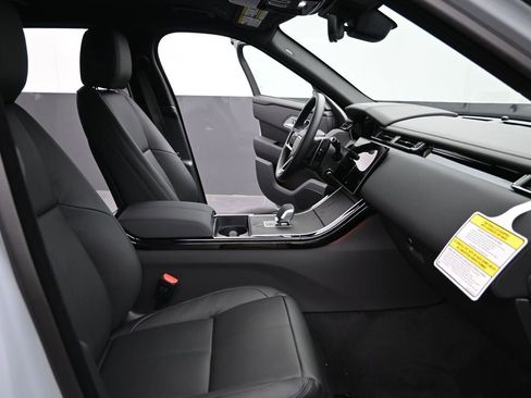 New 2026 Land Rover Range Rover Velar Dynamic SE image 5