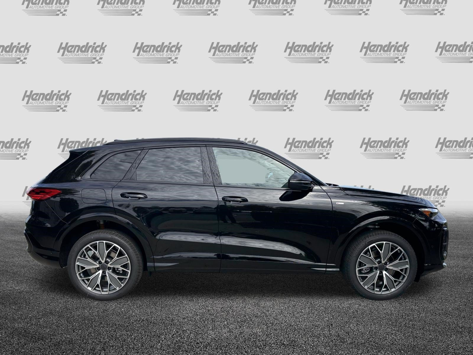 New 2026 Audi Q5 Premium Plus AWD/4WD image 11